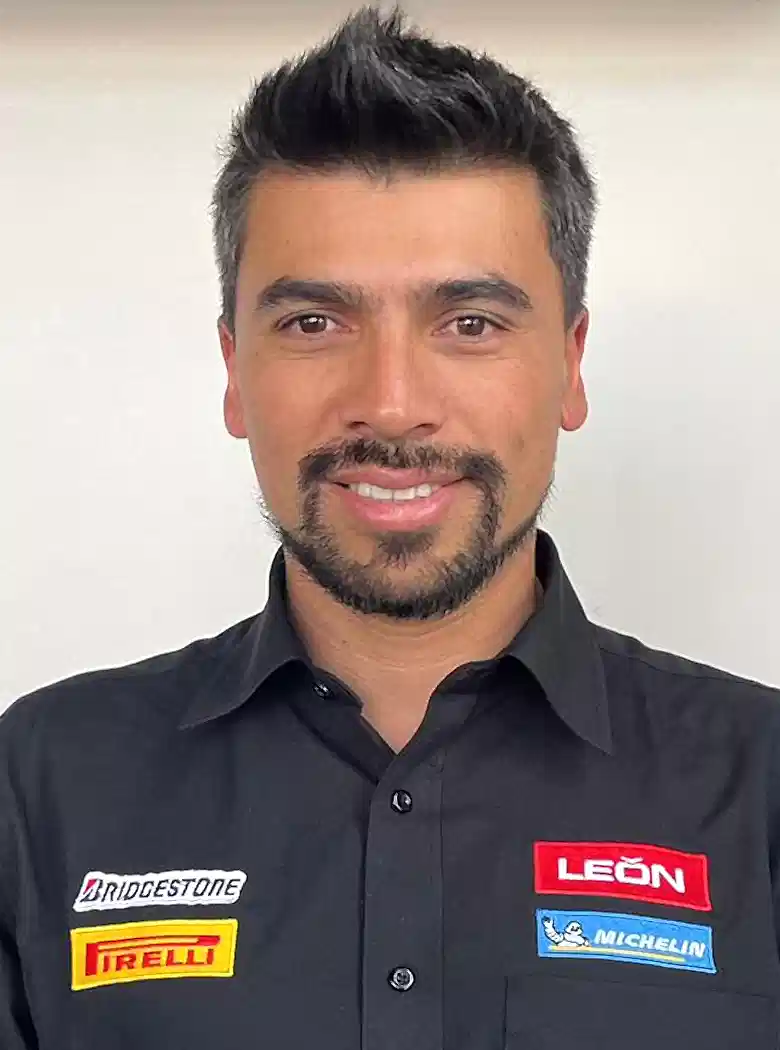 NICOLÁS ESTAY
